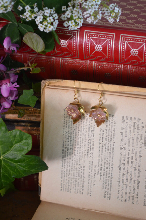 Boucles d'oreilles Floraison Sylvestre, clochettes en verre tchèque