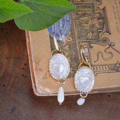 Boucles d'oreilles Ex Voto en nacre