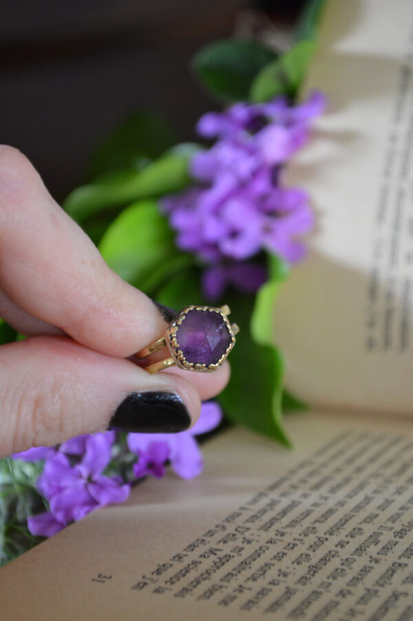 Bague Bouton d'améthyste – Image 4