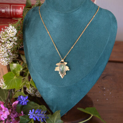 Pendentif feuille et cyanite verte facettée