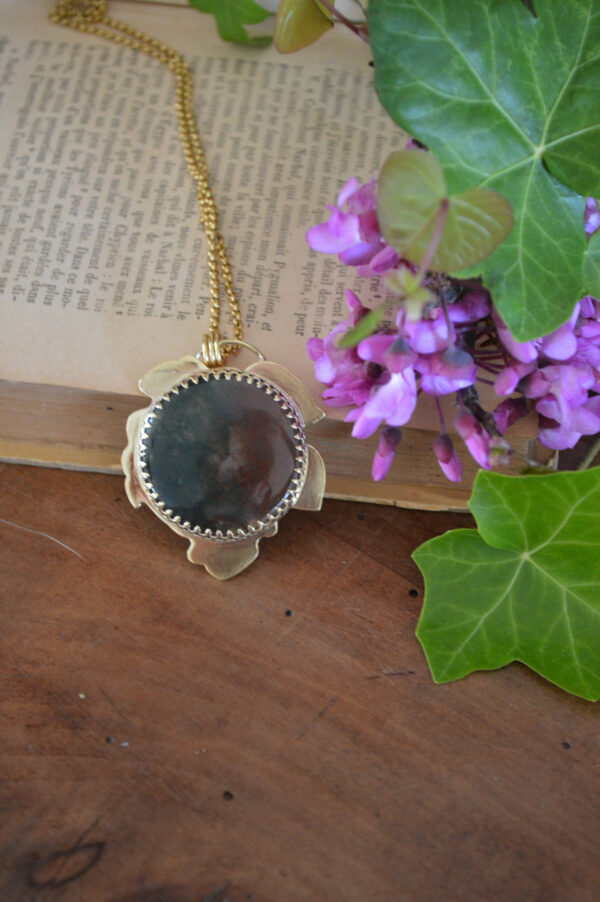 Pendentif grande feuille et agate mousse bicolore – Image 3