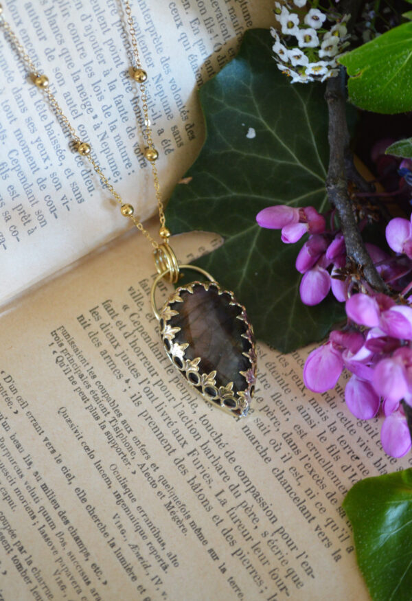 Pendentif Fiole, labradorite violette