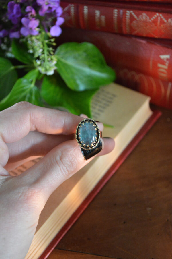 Bague Naïade, cyanite