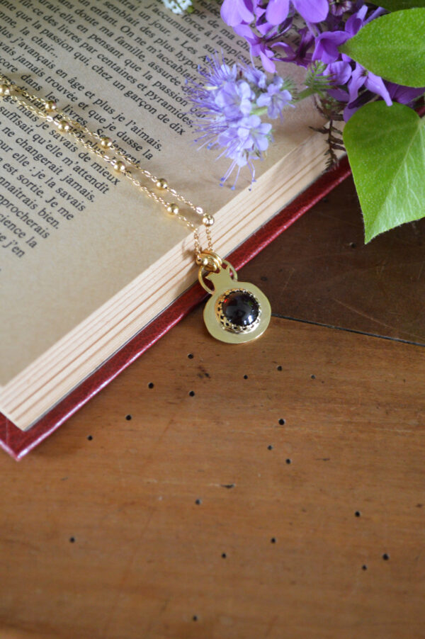 Pendentif Liens de Perséphone, cabochon de grenat – Image 2