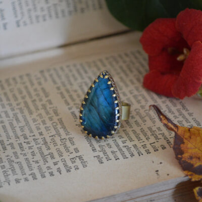 Bague Reflets du lagon, labradorite bleue