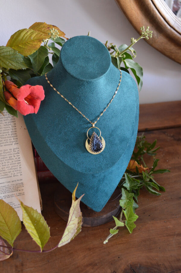 Pendentif L'Apogée de Séléné, piétersite