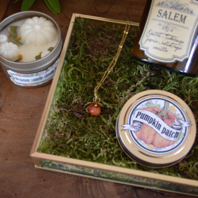 [Précommande] Box Halloween - Bougies et collier citrouille