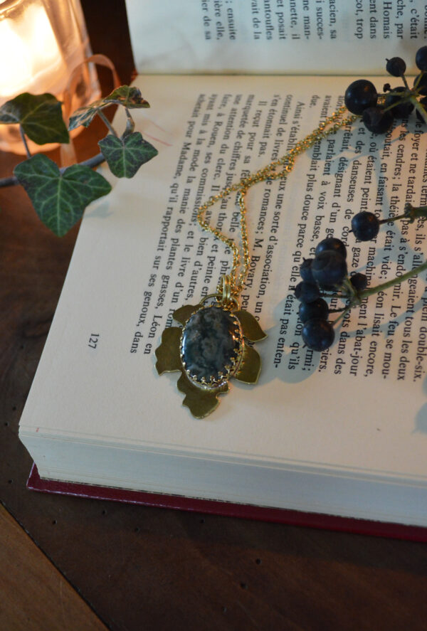 Collier Ras-du-cou En Cuir Avec Pendentif Triangulaire En Jaspe Océan - Rose, Style Bohème, Neuf étiqueté