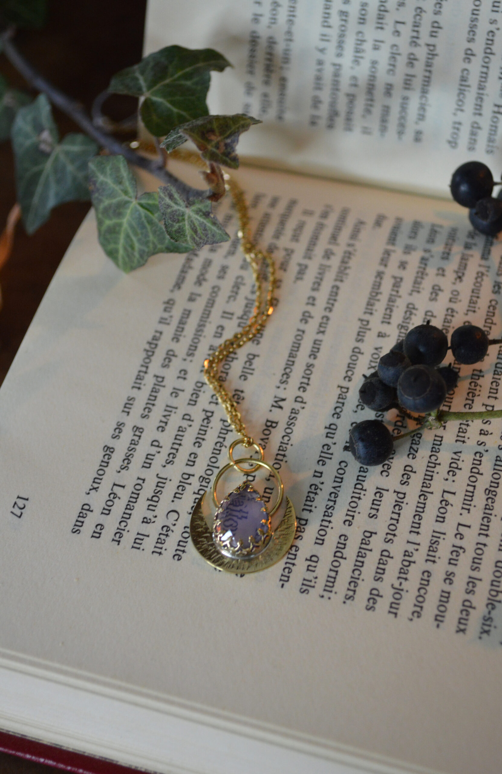 Pendentif Séléné, quartz lavande