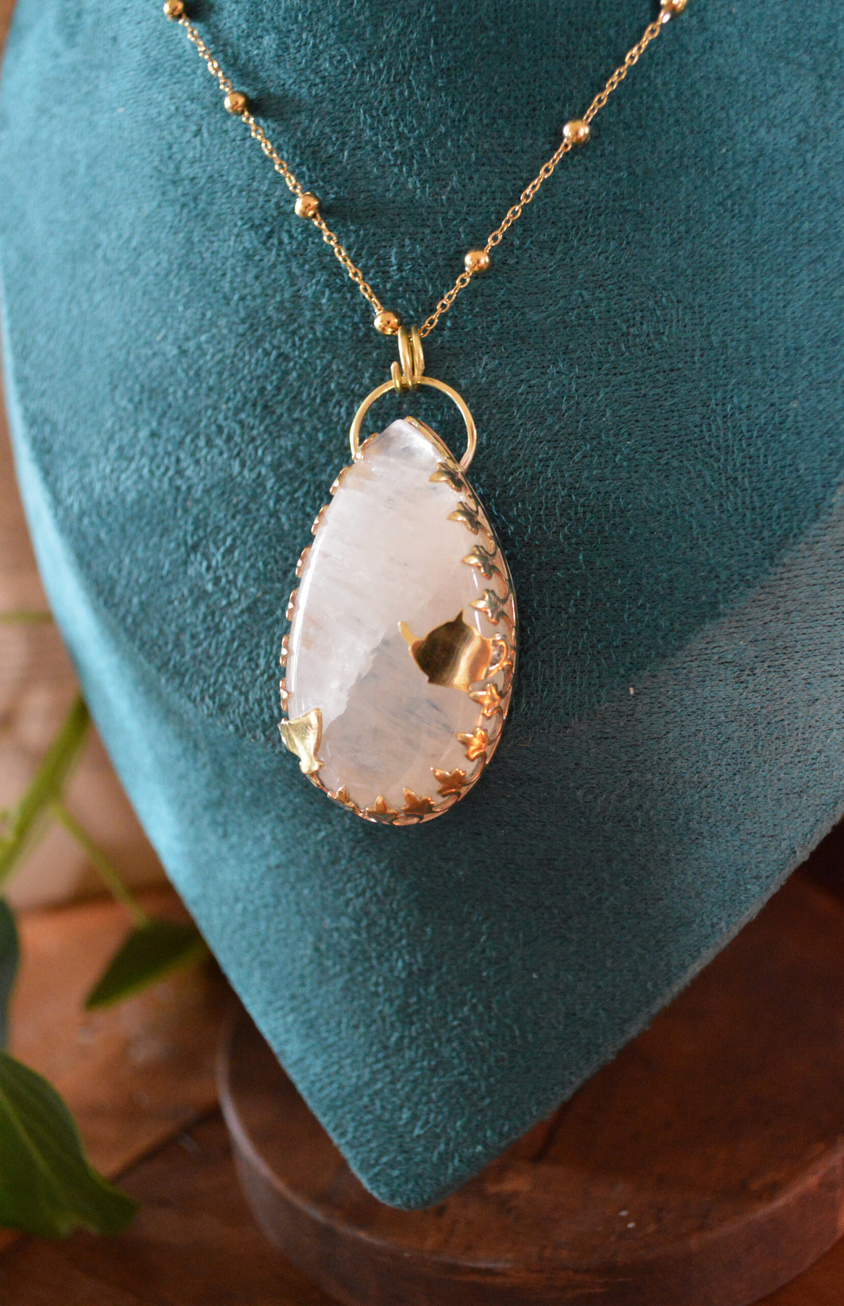 Pendentif A l'Heure du Thé, pierre de lune – Image 4