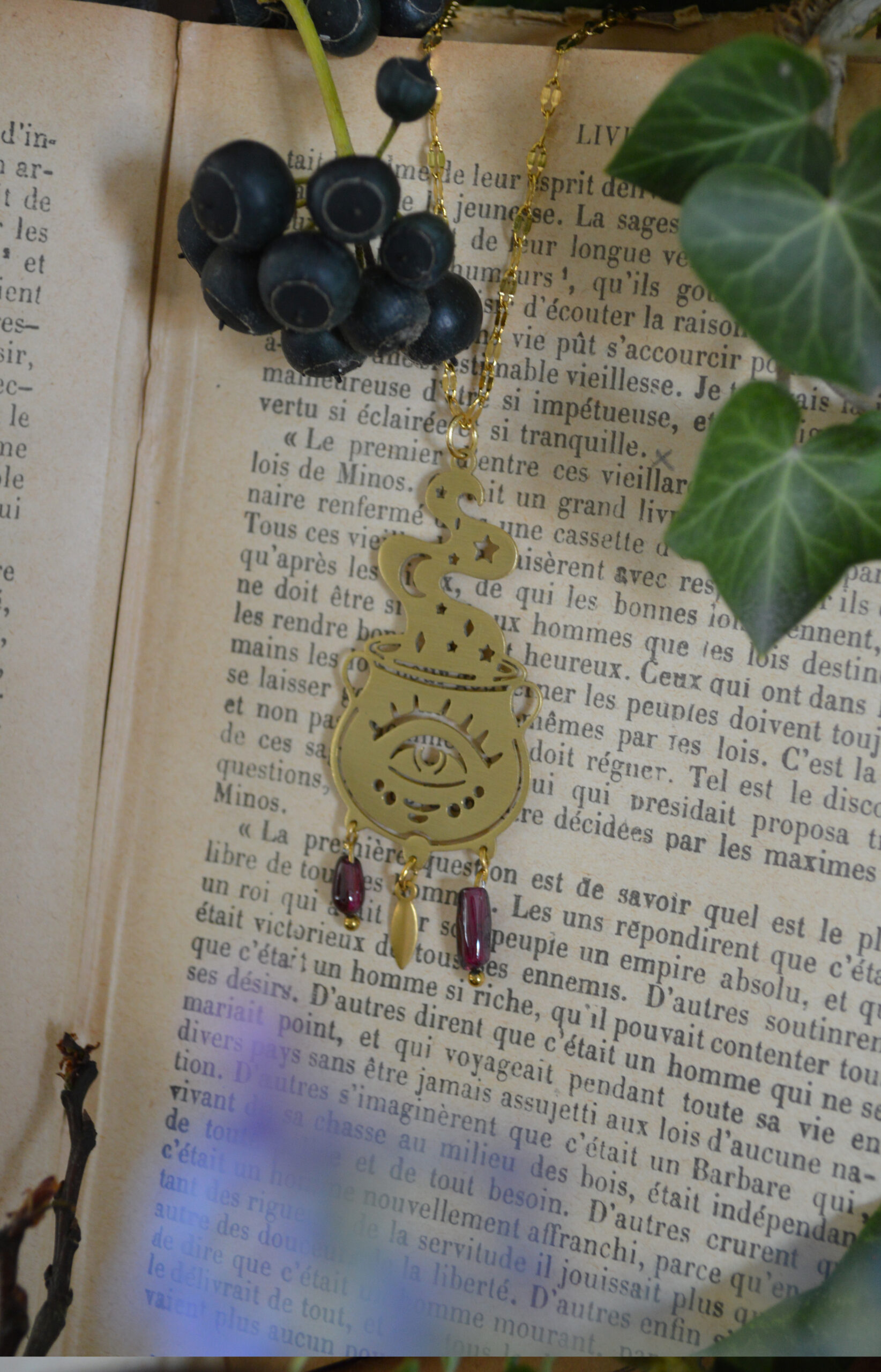 Pendentif Chaudron, grenats – Image 3