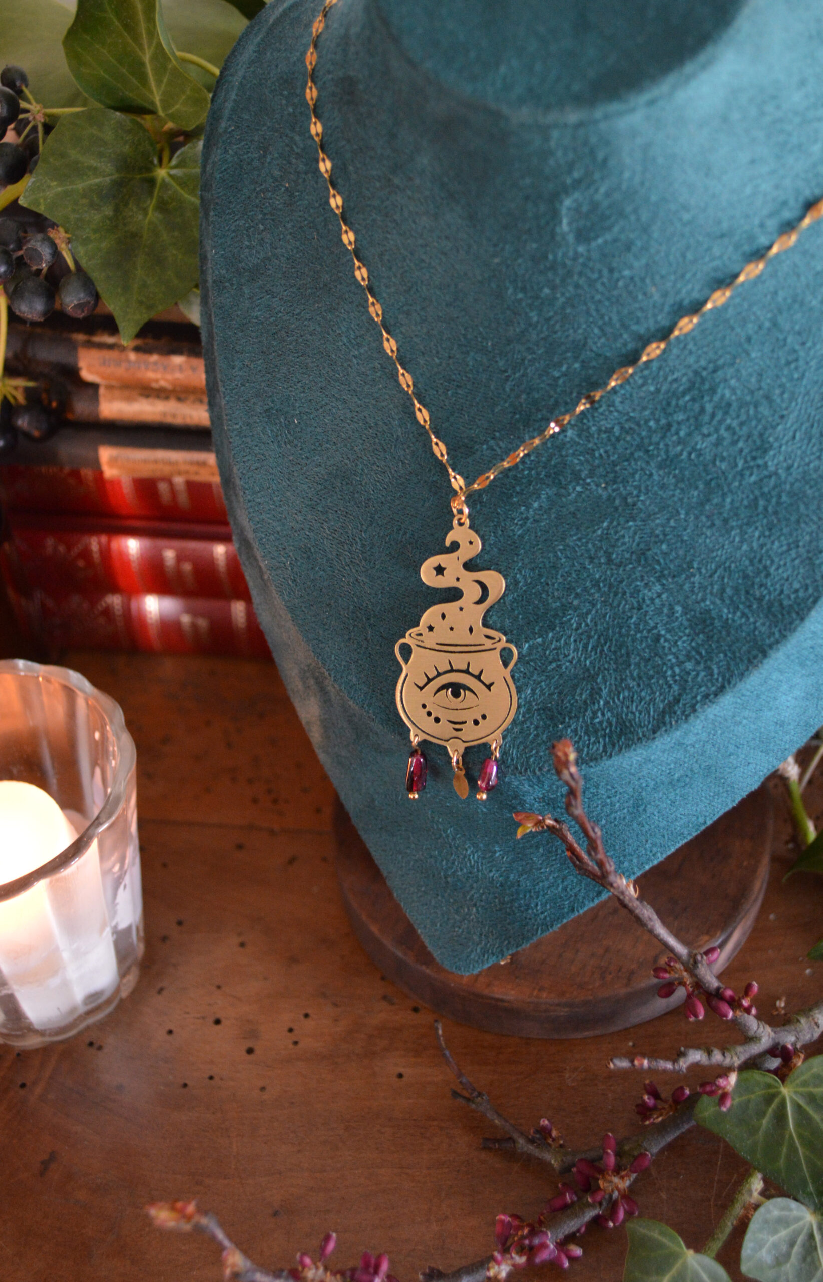 Pendentif Chaudron, grenats – Image 2