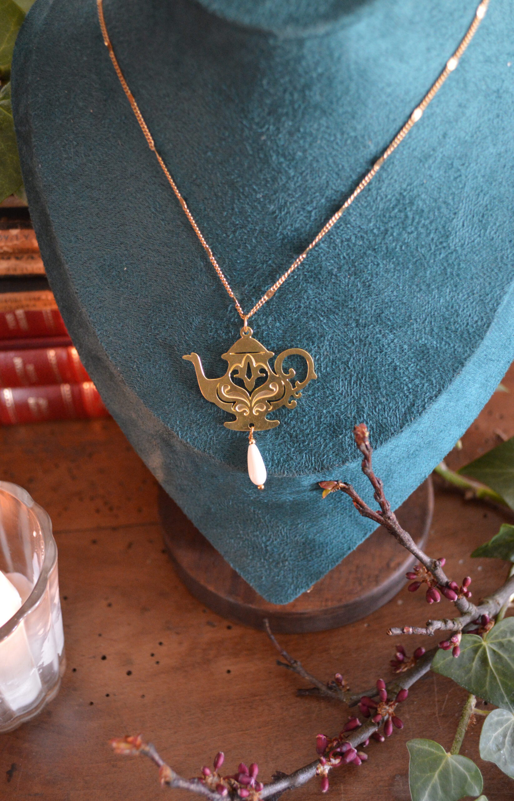 Pendentif Tea Party, nacre (théière) – Image 3