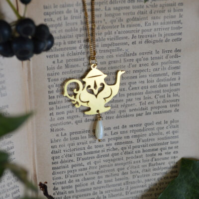 Pendentif Tea Party, nacre (théière)