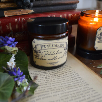 Bougie parfumée dans un pot ambré, The Walking Crêpe