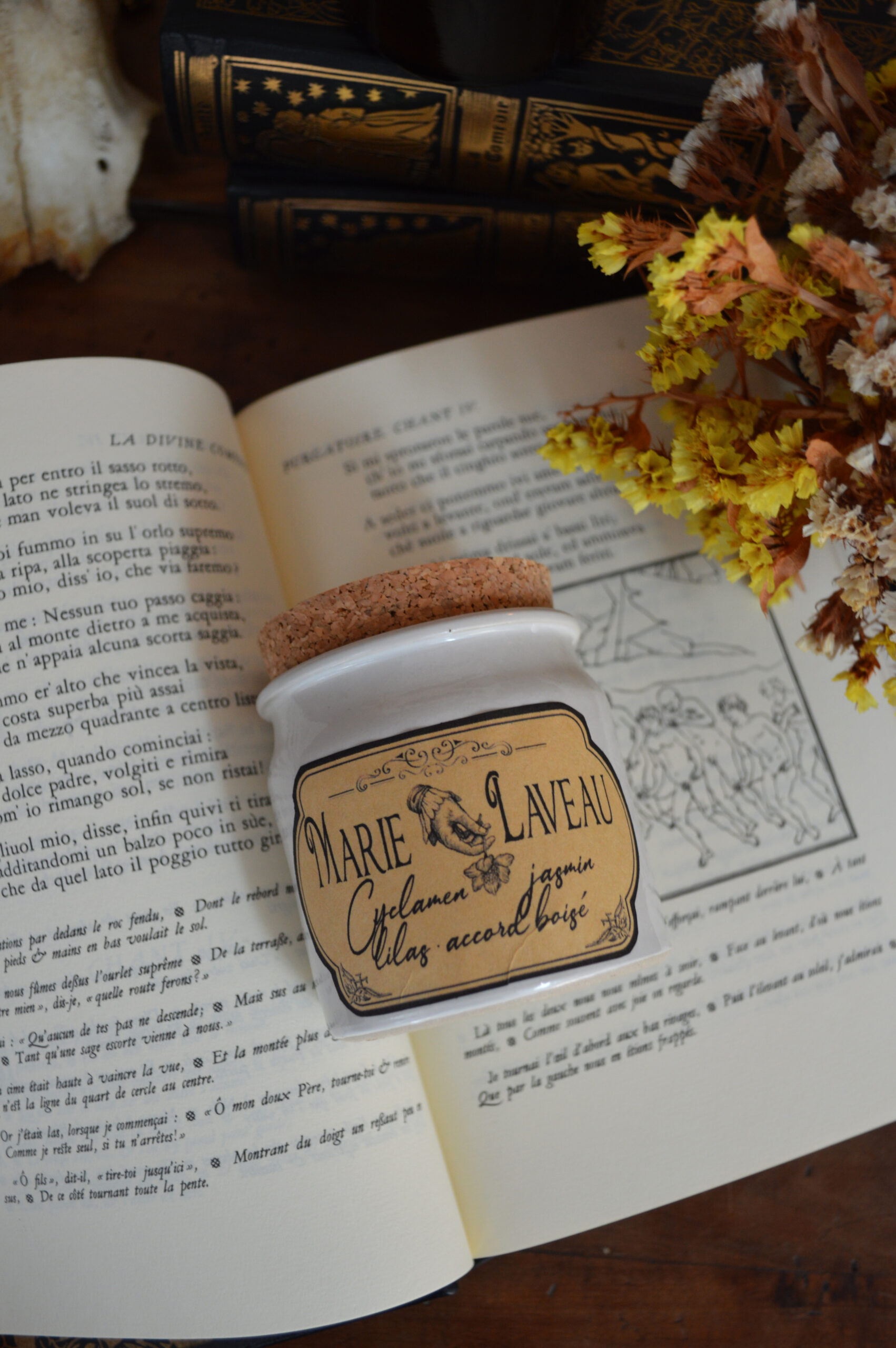 Bougie parfumée Marie Laveau, pot en céramique